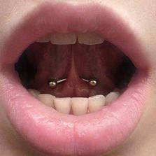 Ganesha Tattoo piercing oral