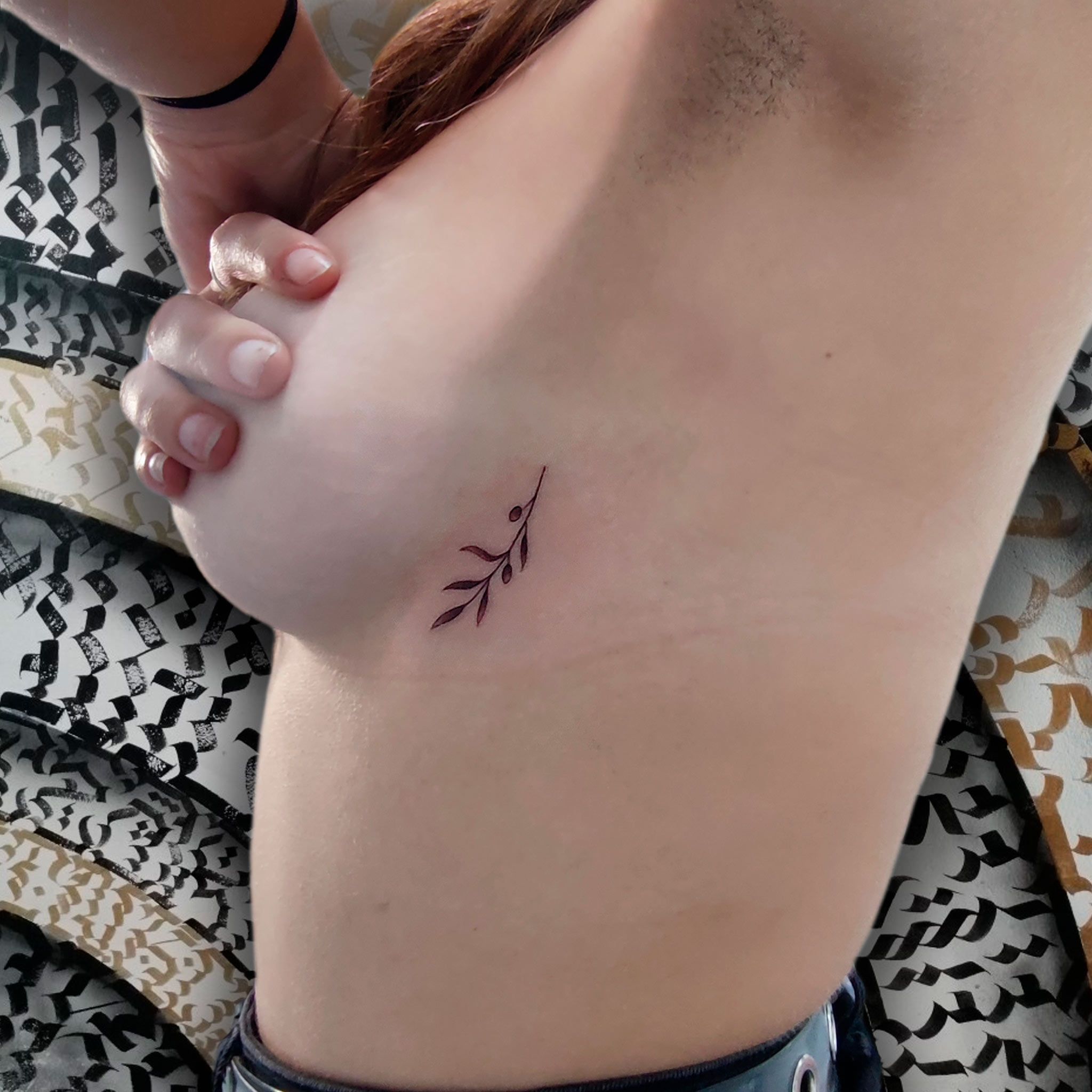 tatuaje ramita olivo tattoo girl madrid carabanchel